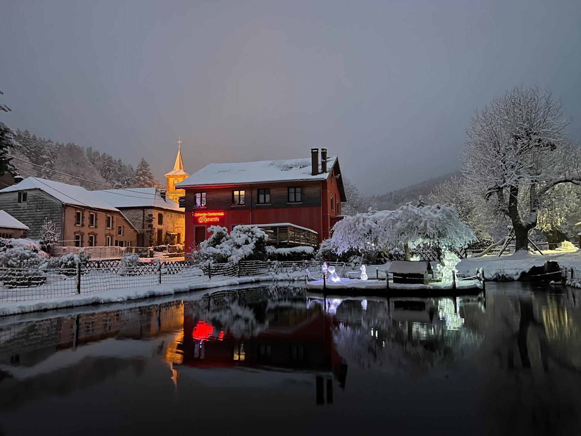 Auberge Restaurant La Roseraie Grandrupt エクステリア 写真