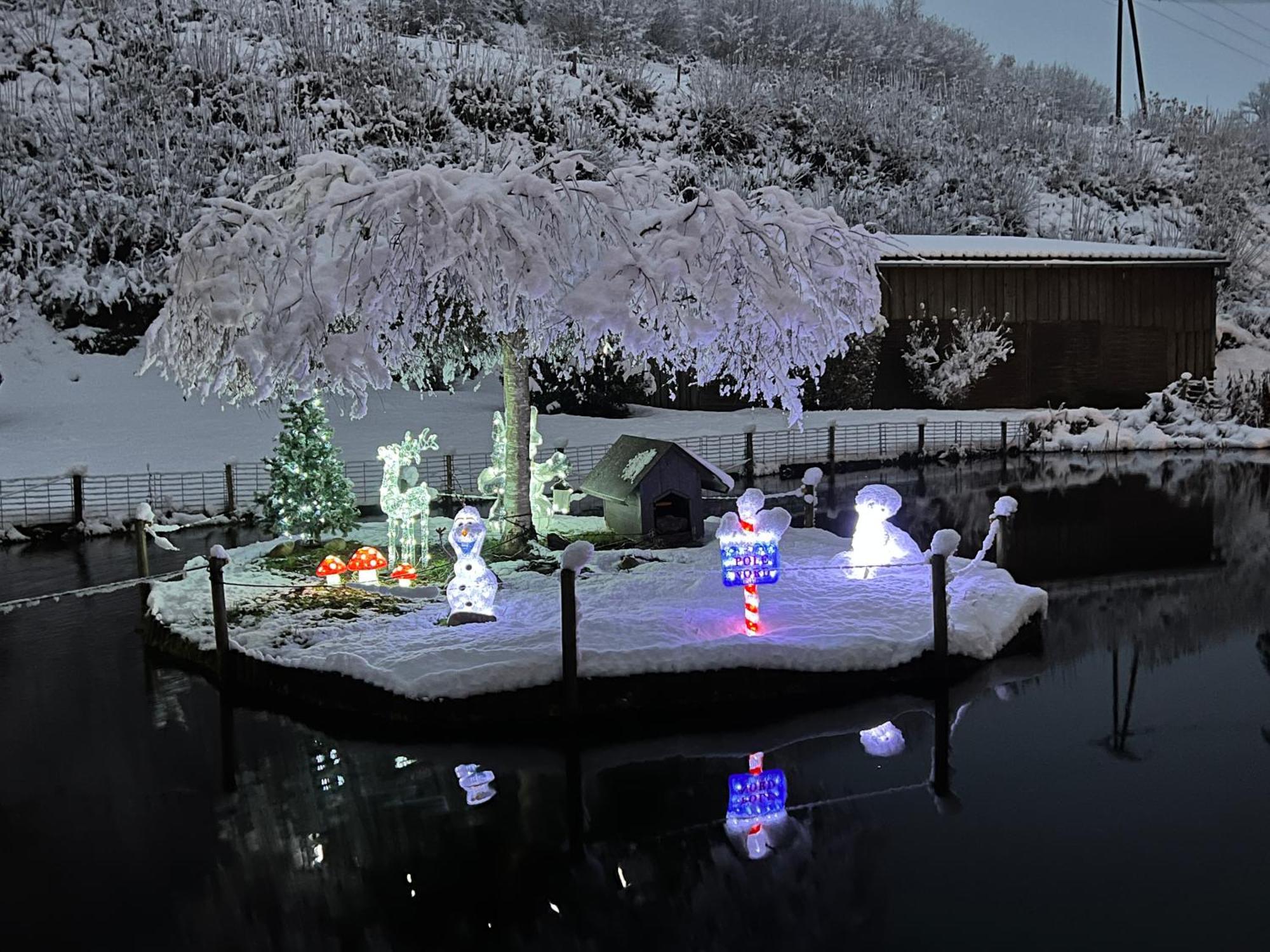 Auberge Restaurant La Roseraie Grandrupt エクステリア 写真