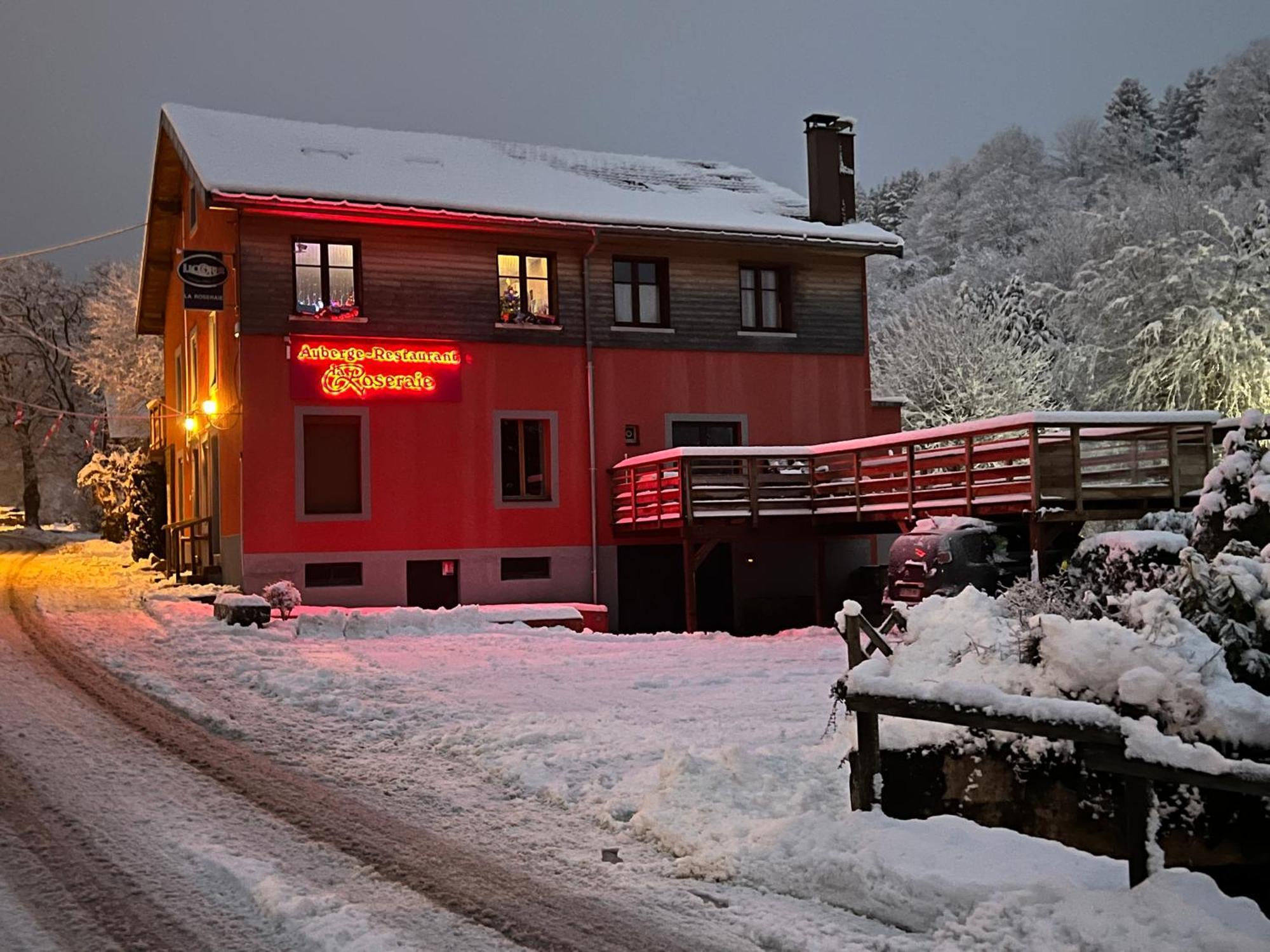 Auberge Restaurant La Roseraie Grandrupt エクステリア 写真