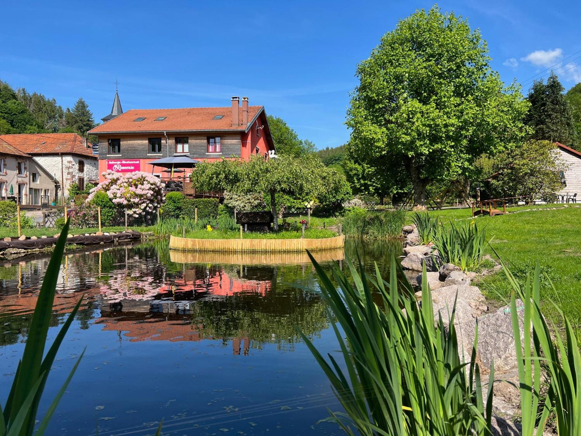 Auberge Restaurant La Roseraie Grandrupt エクステリア 写真